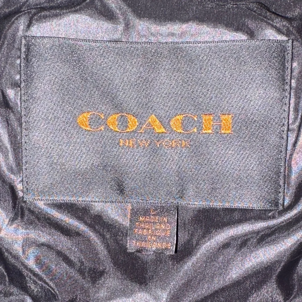 EUC Women's Black Puffer Down Coat trimmed removable hood Waist Defined by Coach